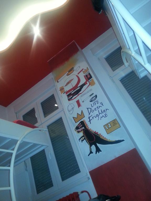 Pop Art Hostel Belgrade Room photo